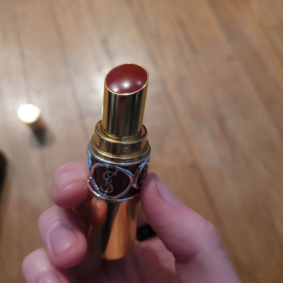 YSL Rouge volupte shine - Picture 2 of 2